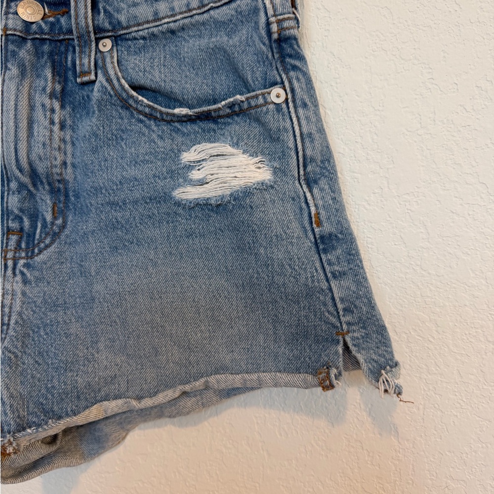 Madewell Jean Shorts Relaxed Denim Shorts Distressed size 24 - Picture 3 of 4